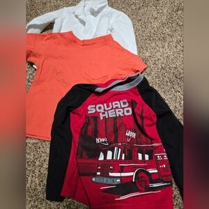 *Size 2T Bundle* 3 Items* 2 Long Sleeve Shirts/ 1 Short Sleeve *